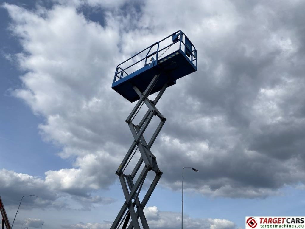 Lizing Genie GS-2646 Electric GS2646 Scissor Work Lift 992cm  Genie GS-2646 Electric GS2646 Scissor Work Lift 992cm: slika 20