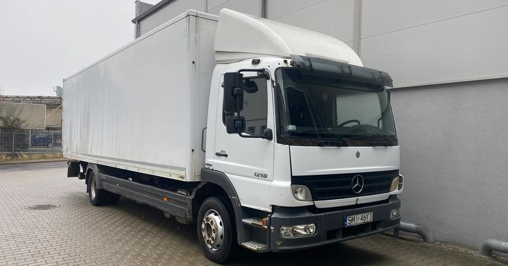 Hladnjača Mercedes-Benz atego: slika 10