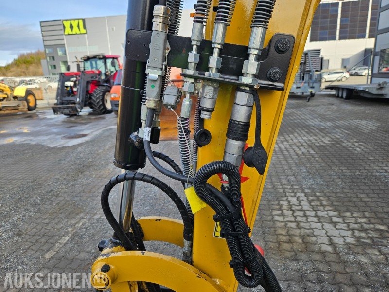 Mini bager 2022 Cat 302 7CR, tilt, 2 skuffer, klype, hammer: slika 7