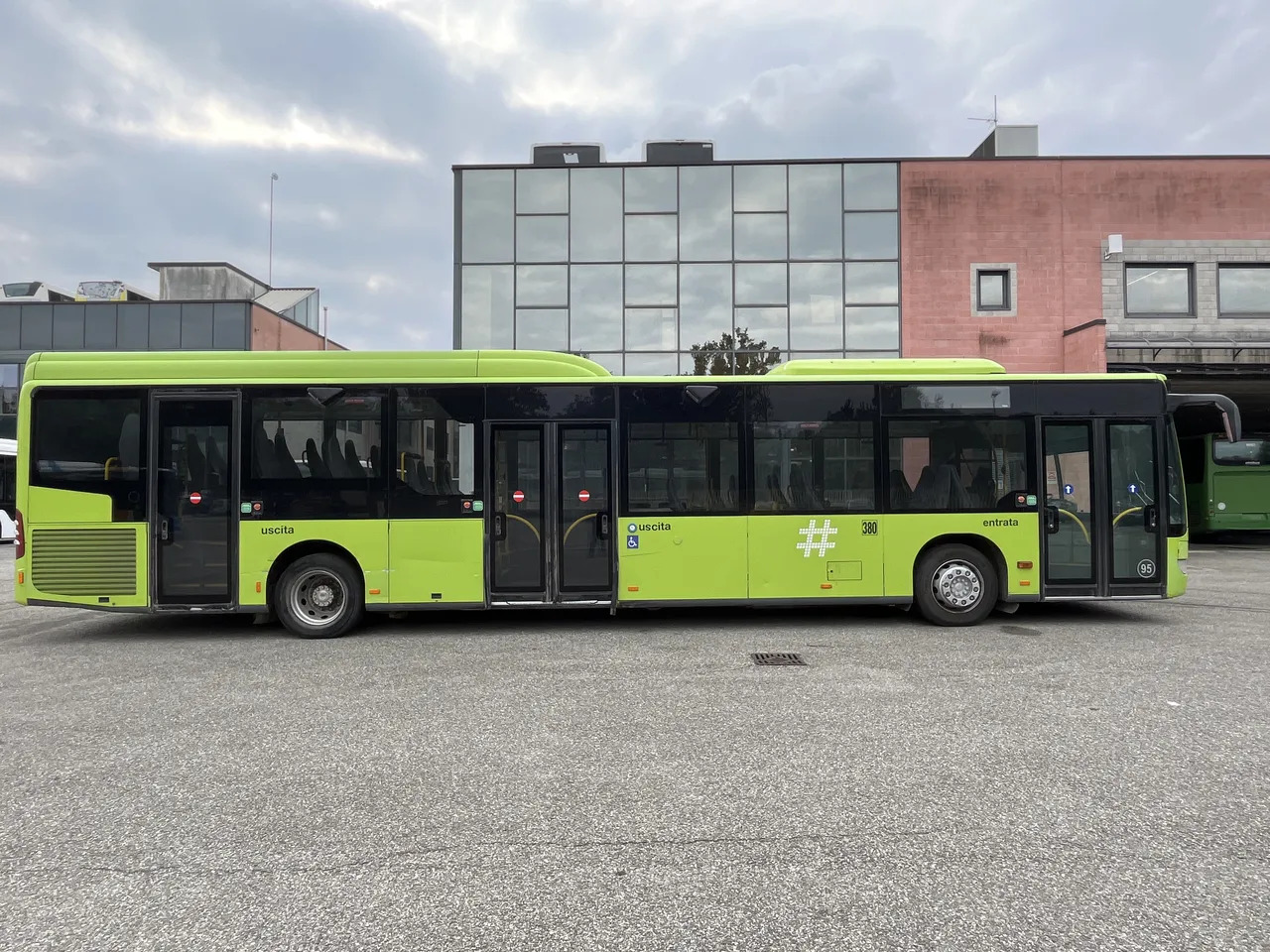 Prigradski autobus Mercedes-Benz Citaro: slika 10