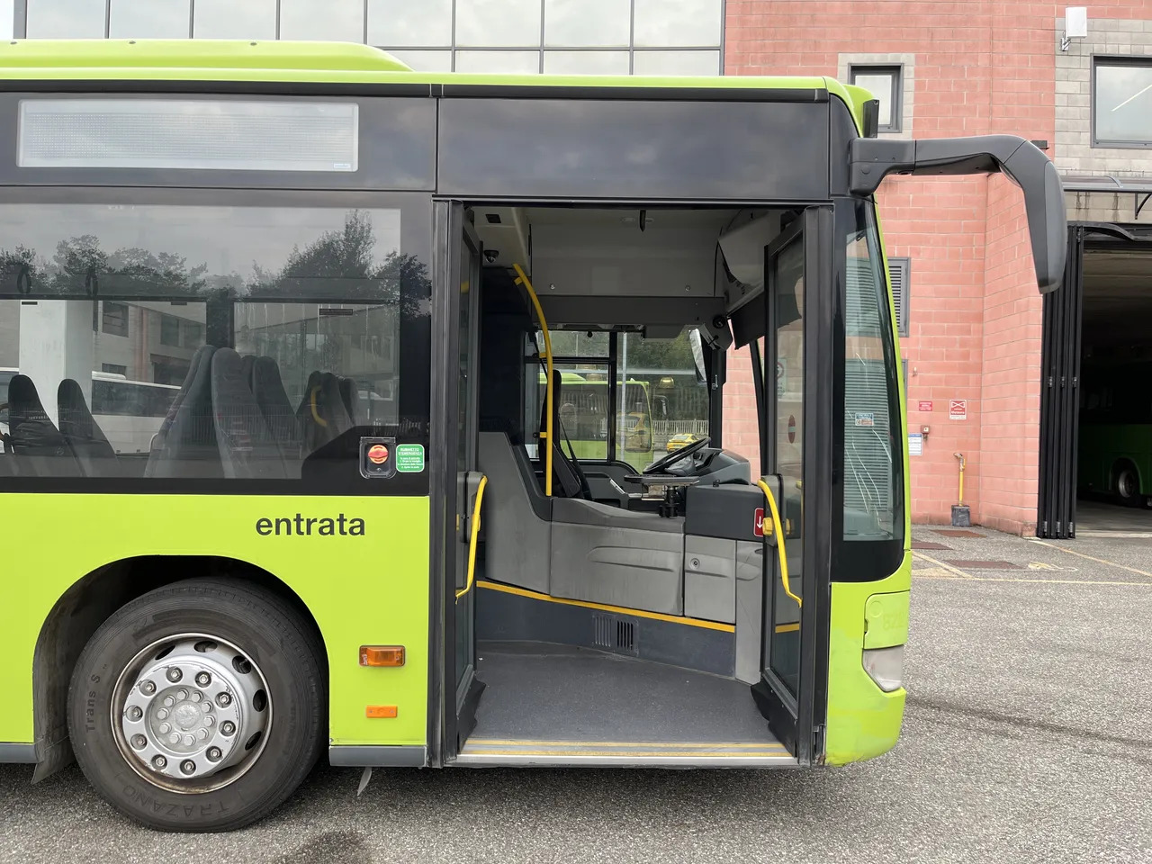 Prigradski autobus Mercedes-Benz Citaro: slika 13