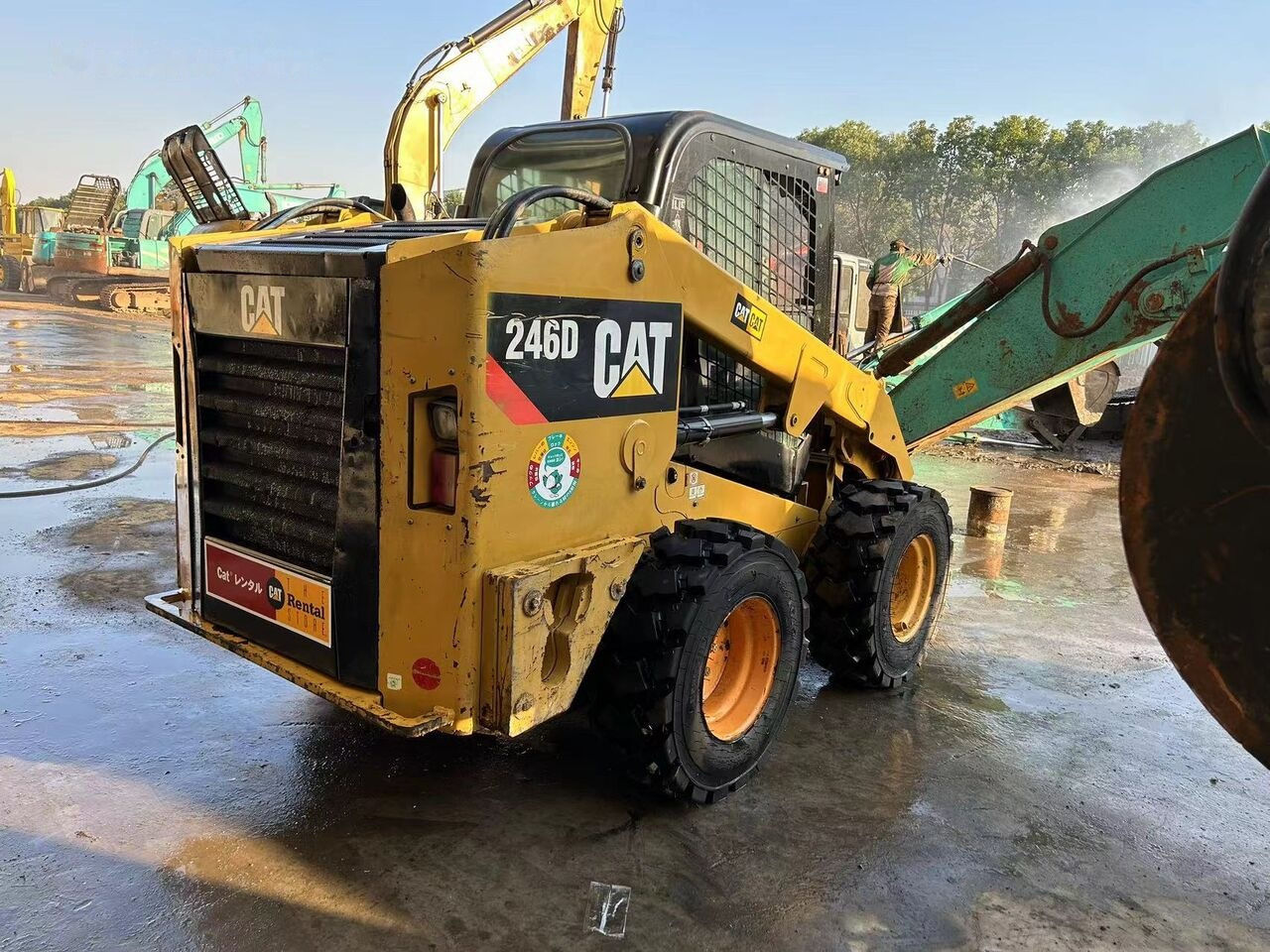 Mini utovarivač Caterpillar 246D: slika 9