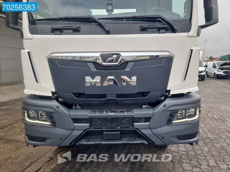 Novu Kamion sa golom šasijom i zatvorenom kabinom MAN TGS 41.440 8X4 NEW chassis Steelsuspension Automatic Euro 6: slika 10