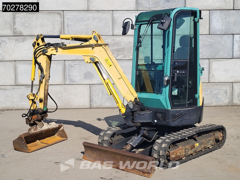 Mini bager Yanmar VIO25-4: slika 8