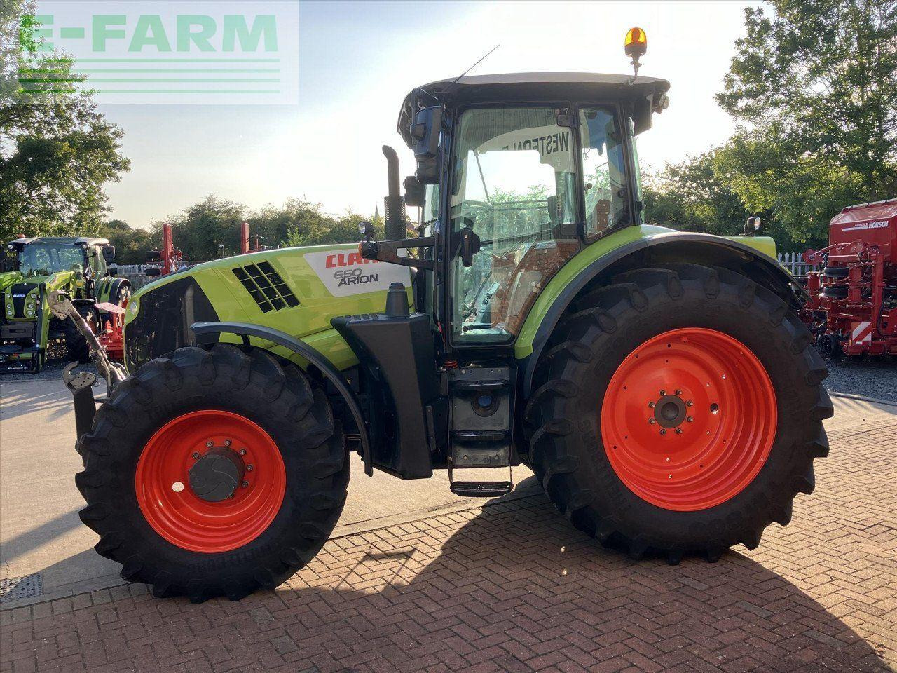 Traktor CLAAS ARION 650 CIS +: slika 8