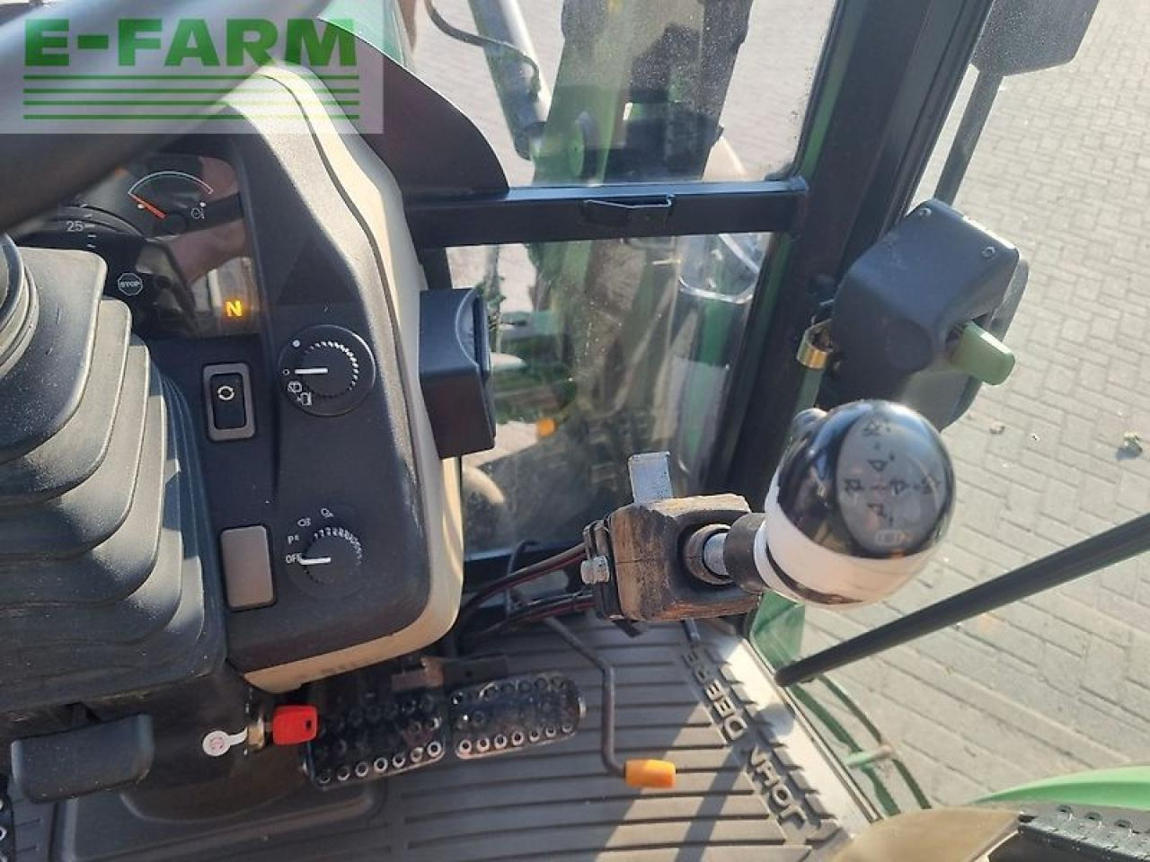 Traktor John Deere 5080m: slika 14