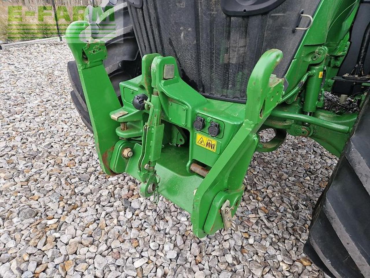 Traktor John Deere 7230r: slika 18