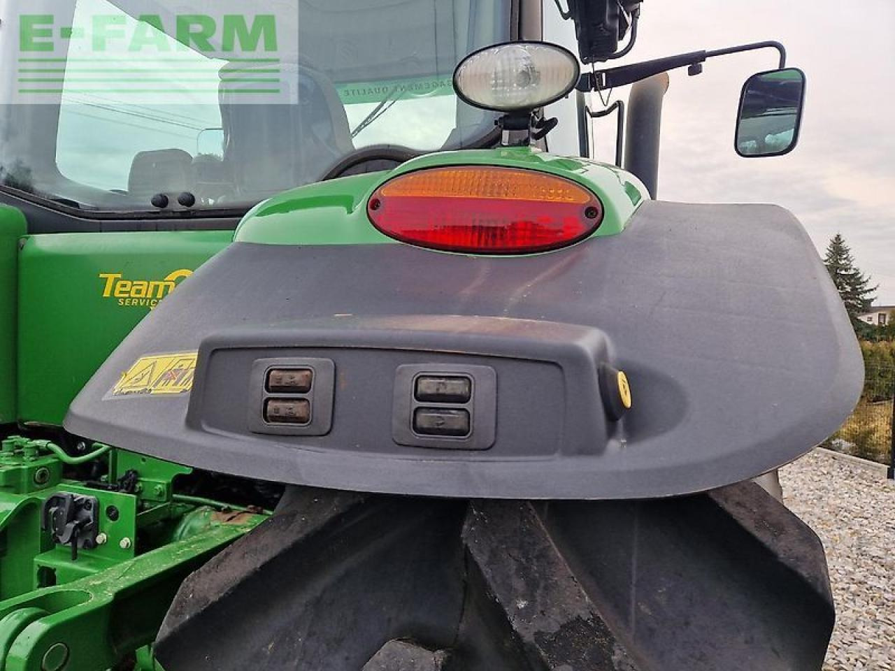 Traktor John Deere 7230r: slika 27