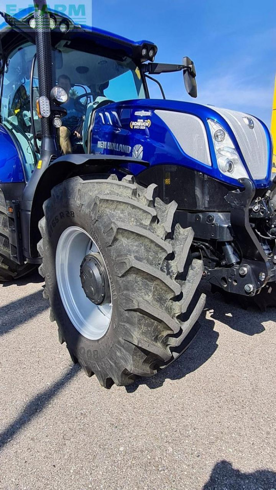 Traktor New Holland t6.180 auto command (stage v): slika 6