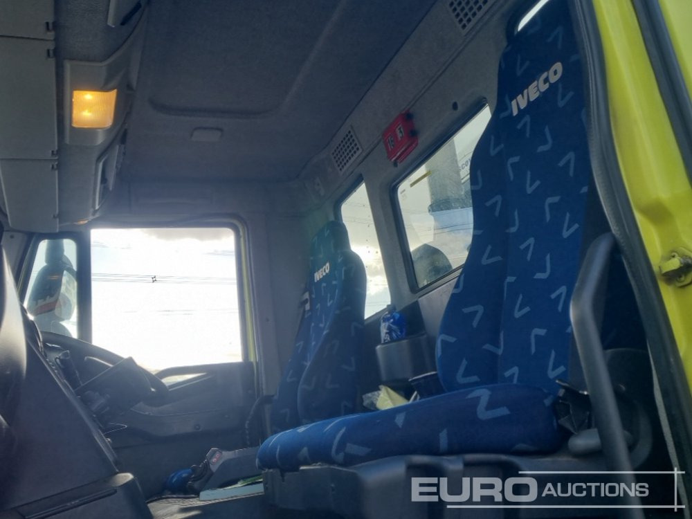 Kamion sa hidrauličnom kukom 2012 Iveco Trakker 360: slika 34