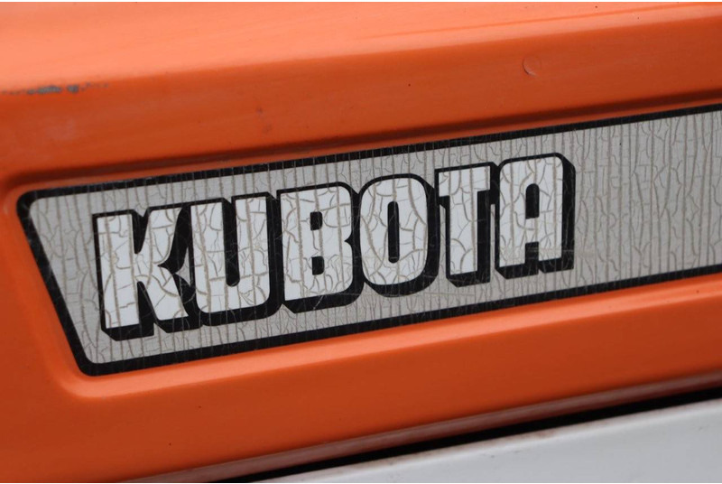 Traktor Kubota B1400: slika 11