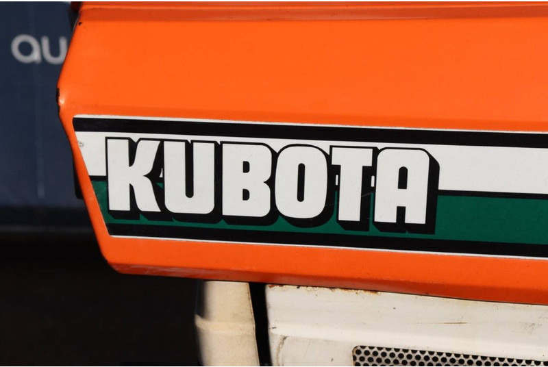 Traktor Kubota B1702: slika 13