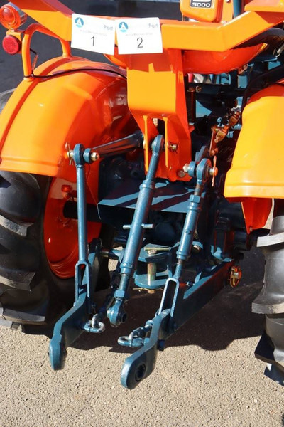 Traktor Kubota B5000: slika 20