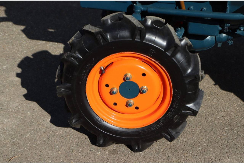 Traktor Kubota B5000: slika 15